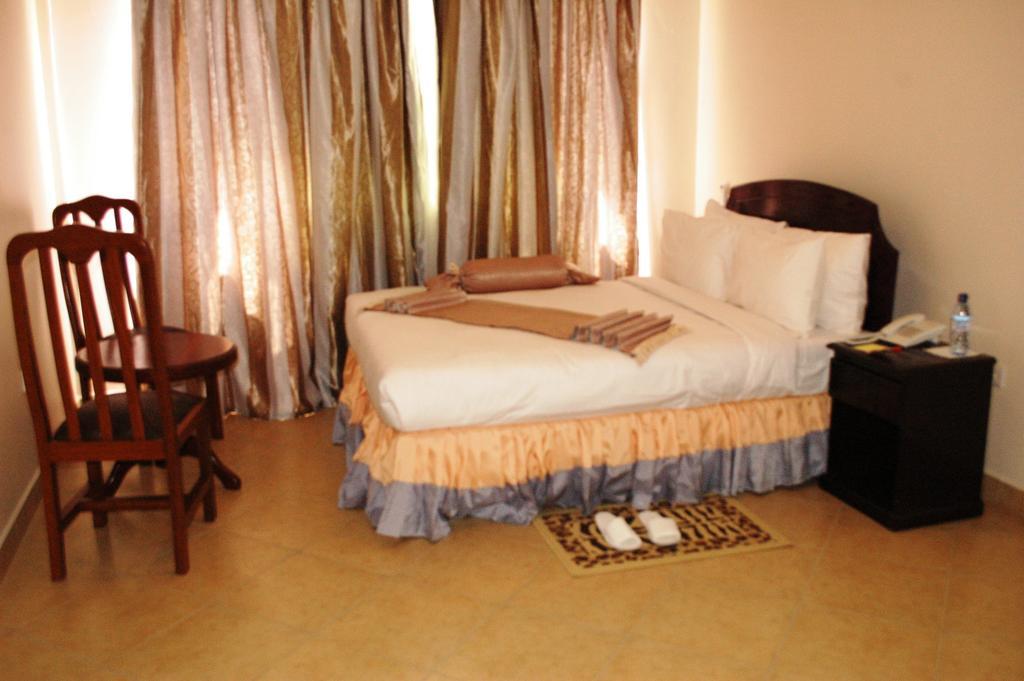 Grace Land Hotel Arusha Pokoj fotografie